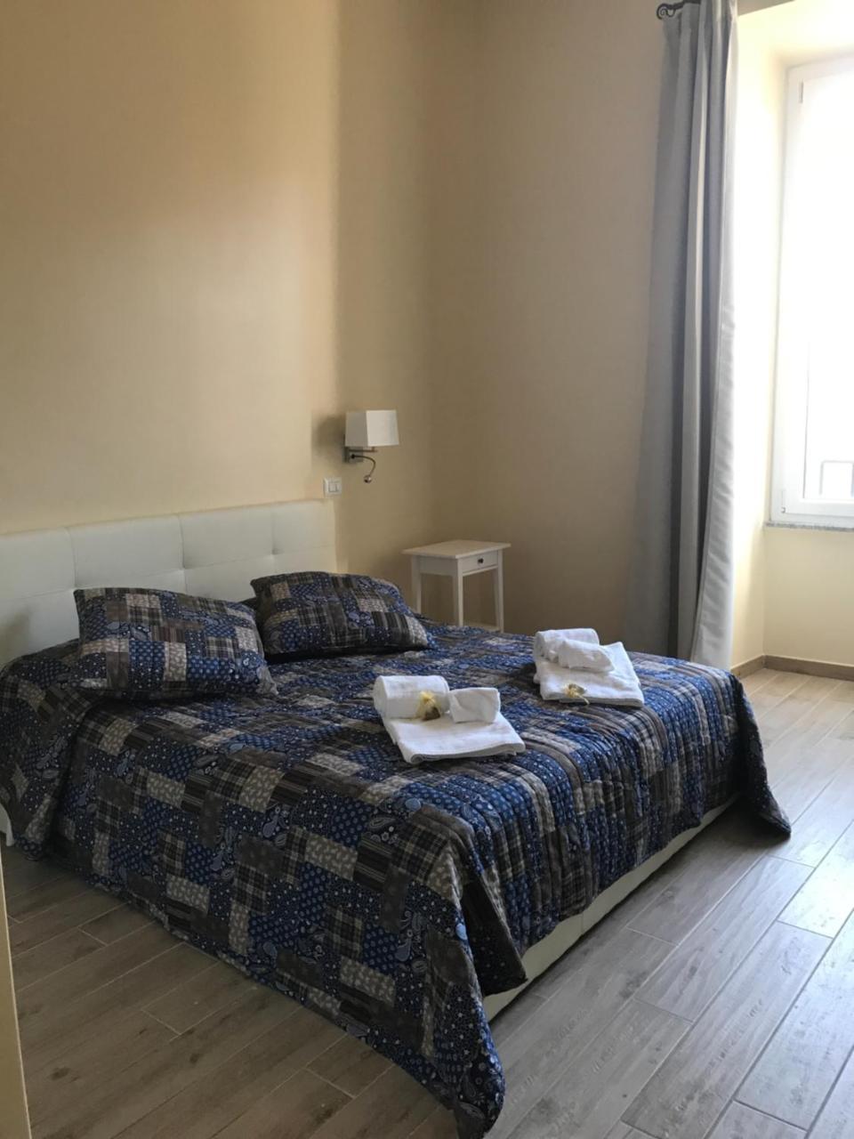 Serventi Longhi Casa de hóspedes 2*